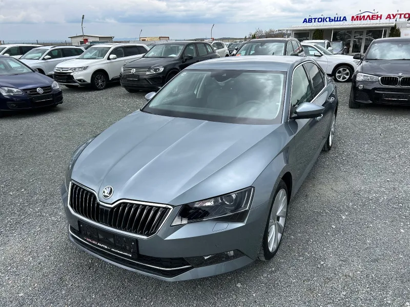 Skoda Superb (KATO НОВА) Image 1