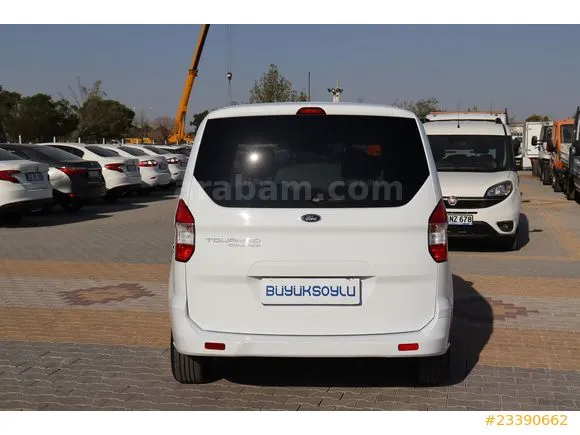 Ford Tourneo Courier 1.0 EcoBoost Titanium Image 4